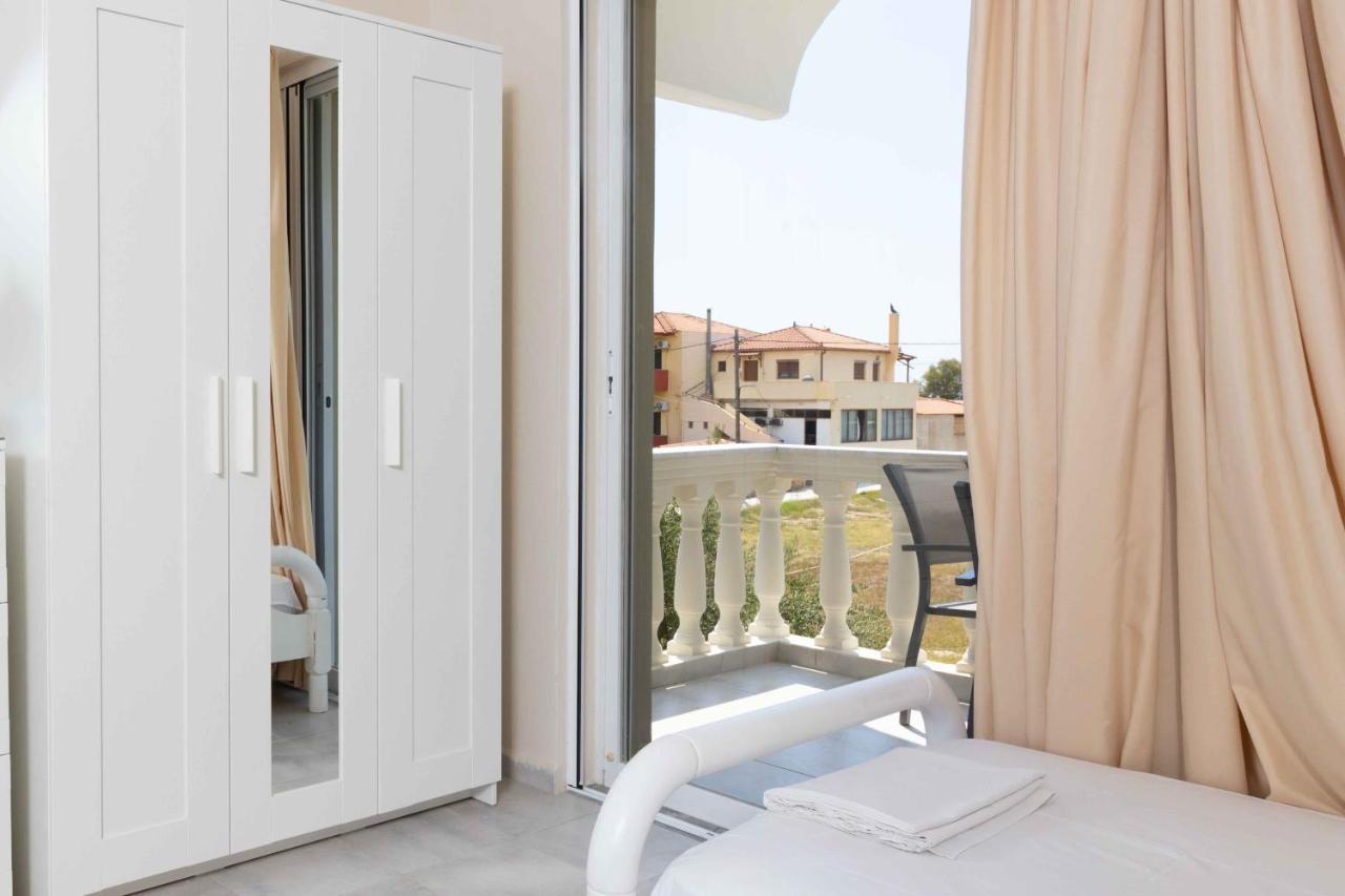 Apartamento Pansion Artemis Mavrovoúnion Exterior foto